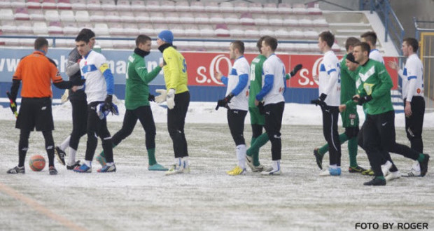 Ostatni sparing Warta i Lech rozegrały w styczniu 2013 roku - fot. Roger Gorączniak